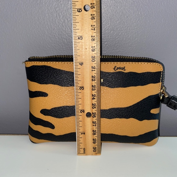 COACH Tiger Print Corner Zip Small 6 inch Wristlet - Picture 3 of 12